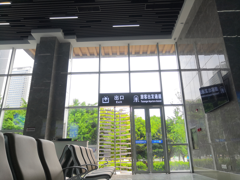 旅客出發通道_副本